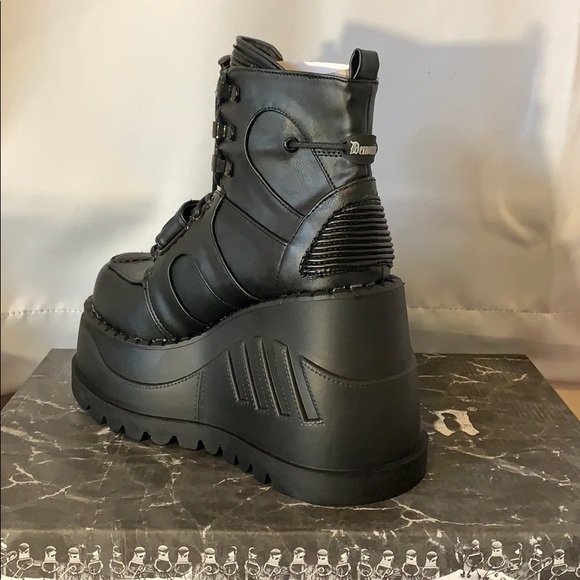 Stomp13 - Picture 11 of 14